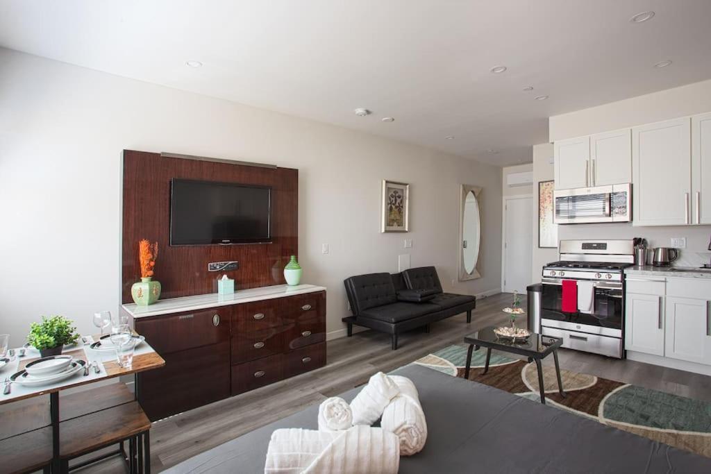 Lovely Studio W Full Kitchen In Heart Of סן דייגו מראה חיצוני תמונה