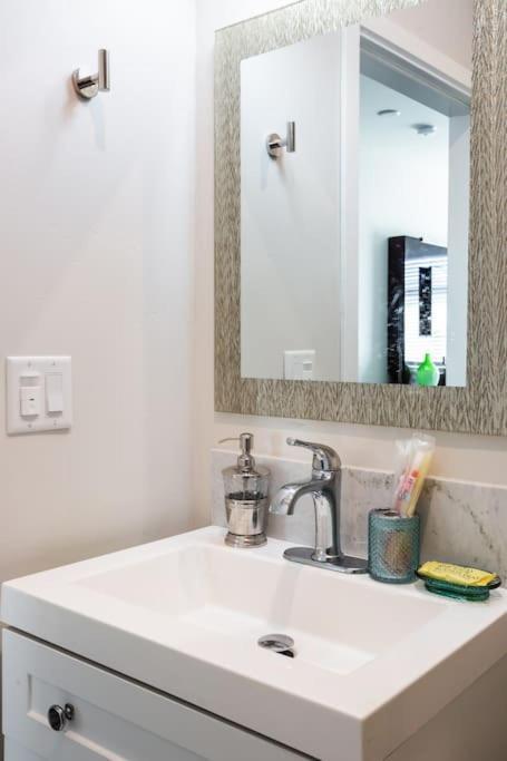 Lovely Studio W Full Kitchen In Heart Of סן דייגו מראה חיצוני תמונה